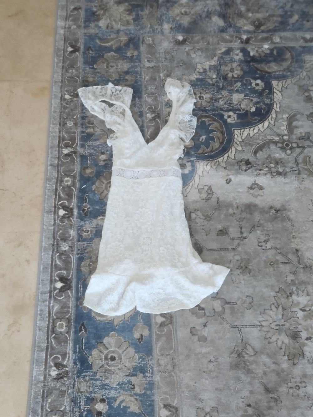 Angel Biba White Lace Ruffle Sleeve Dress